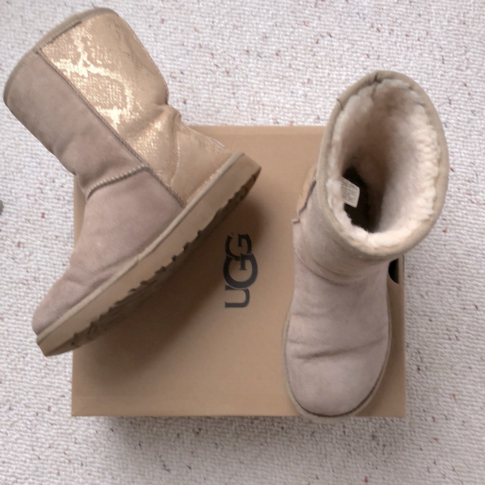 UGG boots good condition